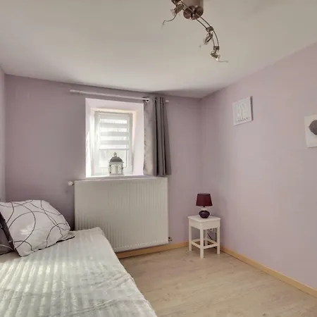 Le 1602 * Saint-Nabor