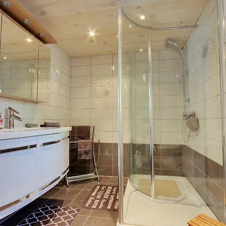 Le 1602 Saint-Nabor